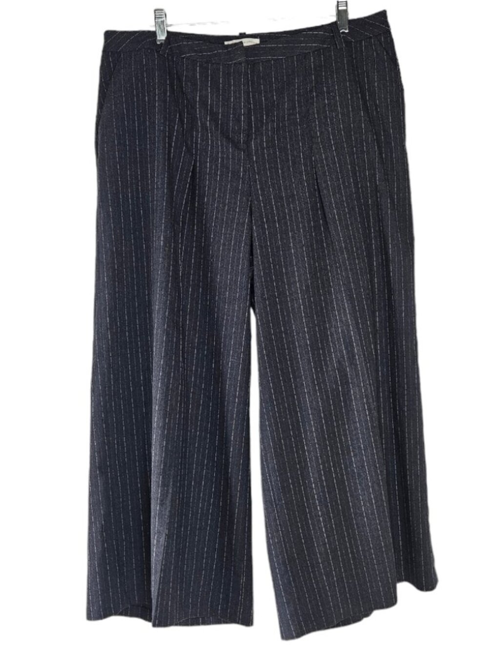 black with metallic pinstripe high waisted wide leg crop dress pants - Picture 1 of 7